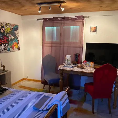 Bienvenue Chez Les Anges Bed & Breakfast *